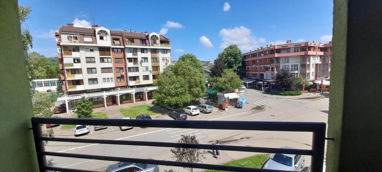 Ferienwohnung Lnb Doboj Exterior foto